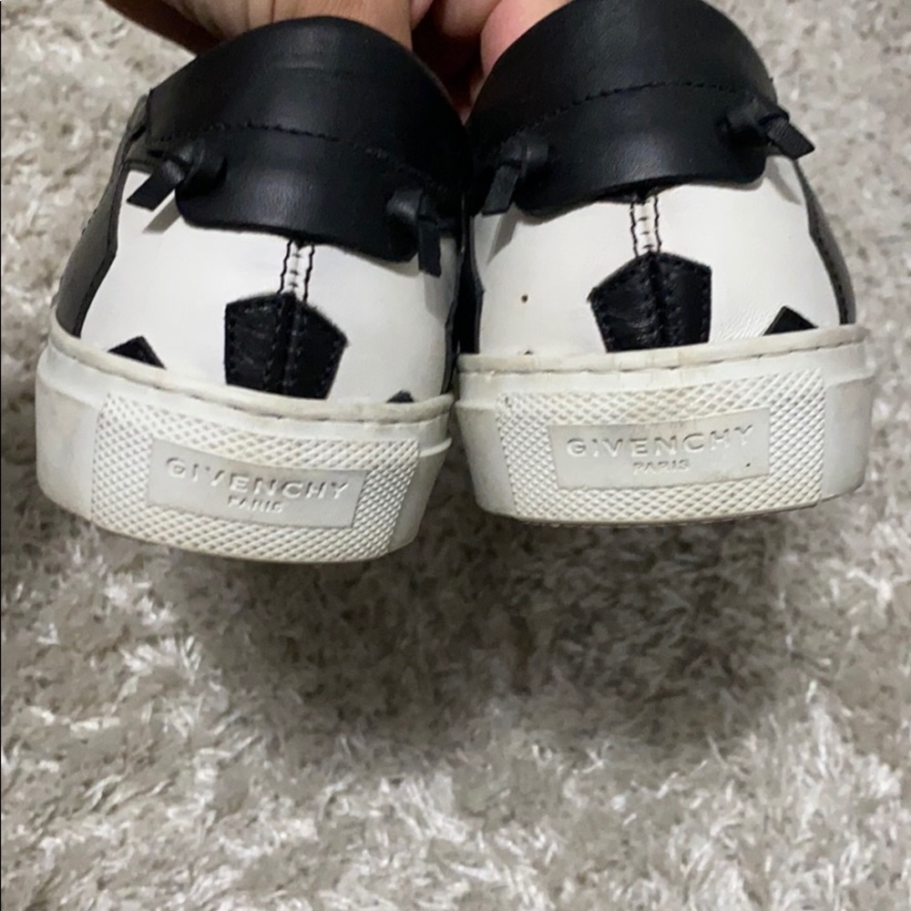 Givenchy Black Leather Slip-On Espadrilles with White Star Appliqués - Picture 4 of 9